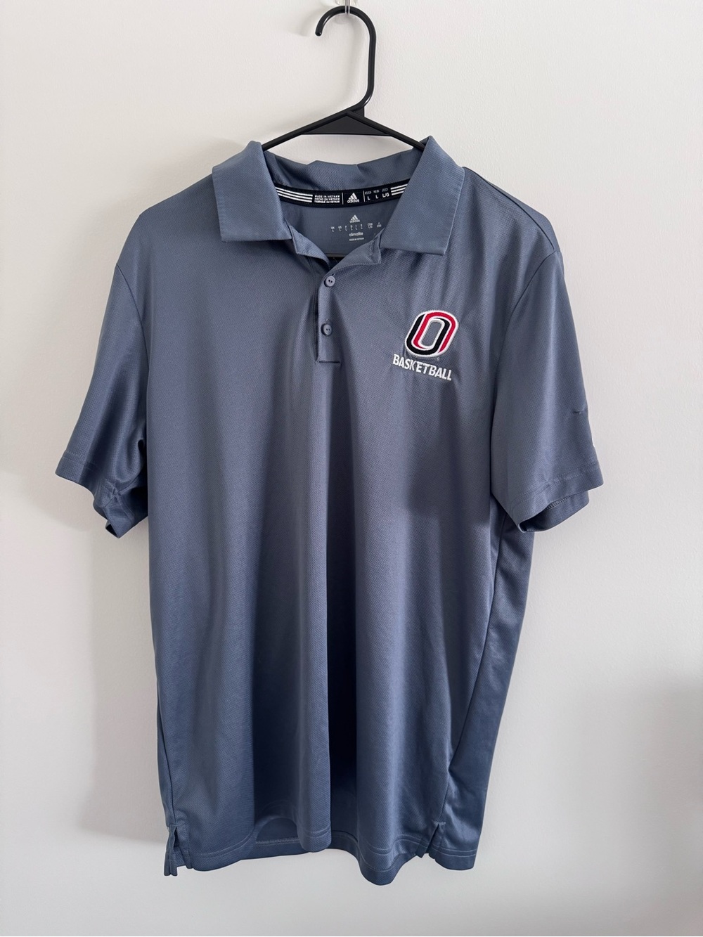 UNO Basketball Men's Gray Performance Polo